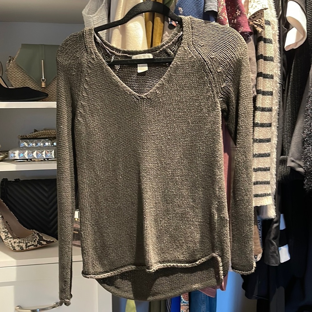 Dark green H&M sweater